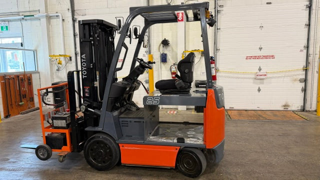 Used forklift for sale in Lachine | 2019 TOYOTA 5,000 LB Electric Cushion Forklift | Model: 8FBCU25