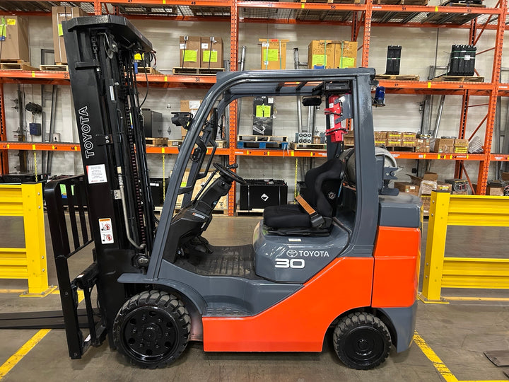 Used forklift for sale in Lachine | 2020 TOYOTA 6000 LB IC Cushion Forklift | Model: 8FGCU30