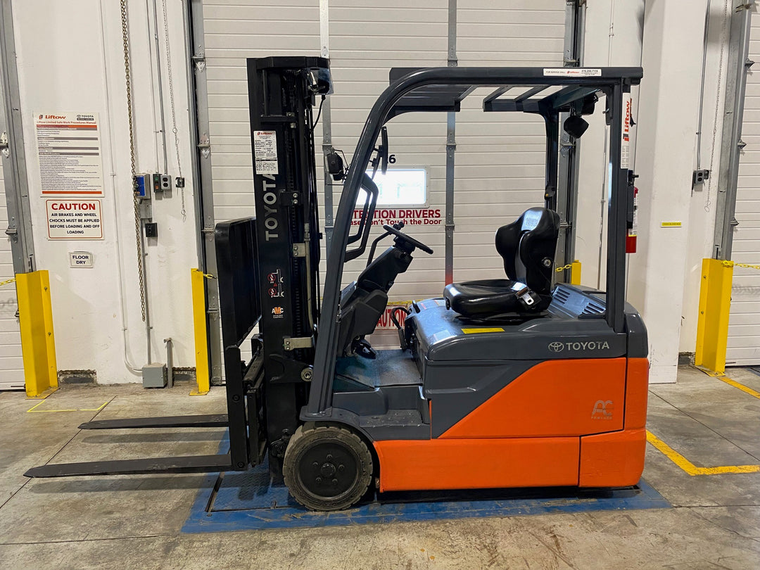 Used forklift for sale in Ajax | 2021 TOYOTA 4000 LB 3-Wheel Electric Forklift | Model: 8FBE20U
