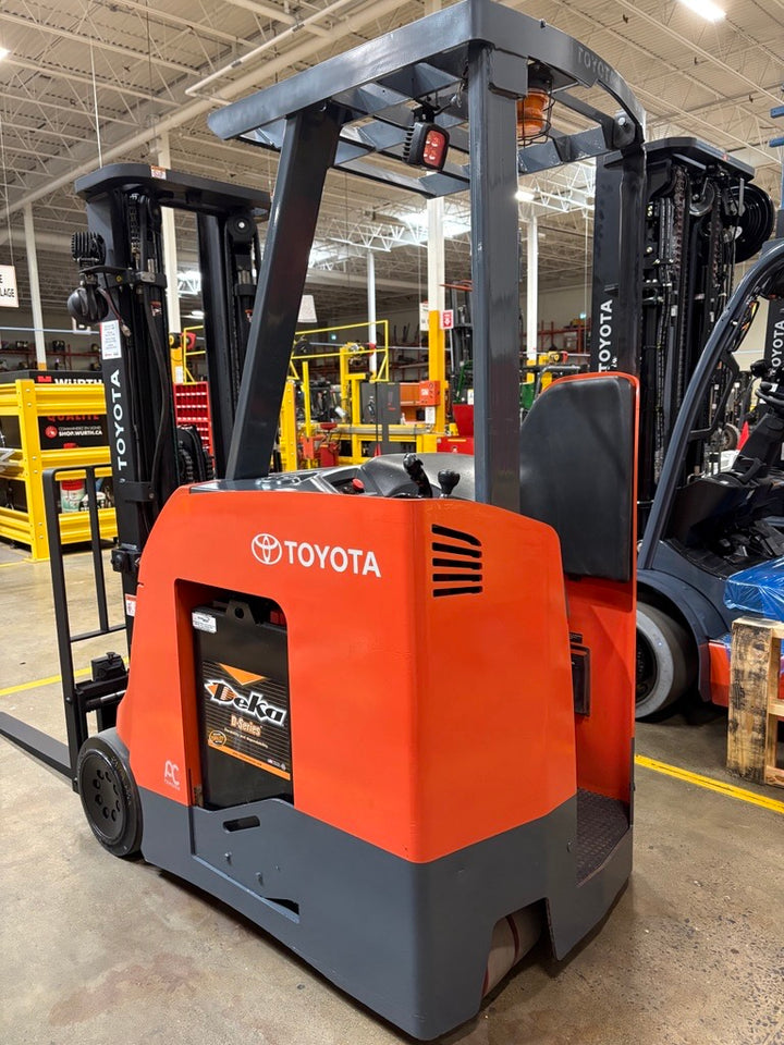 Used forklift for sale in Lachine | 2018 TOYOTA 4,000 LB Electric Standup Counterbalance | Model: 8BNCU20M203