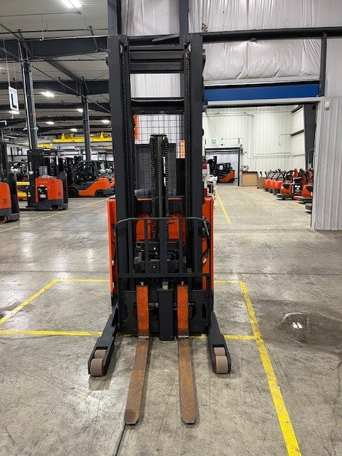 Used forklift for sale in London | 2019 TOYOTA 3,500 LB Electric Reach Truck | Model: 9BR183M241