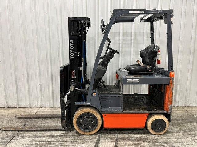 Used forklift for sale in London | 2022 TOYOTA 5000 LB Electric Cushion Forklift | Model: 8FBCU25