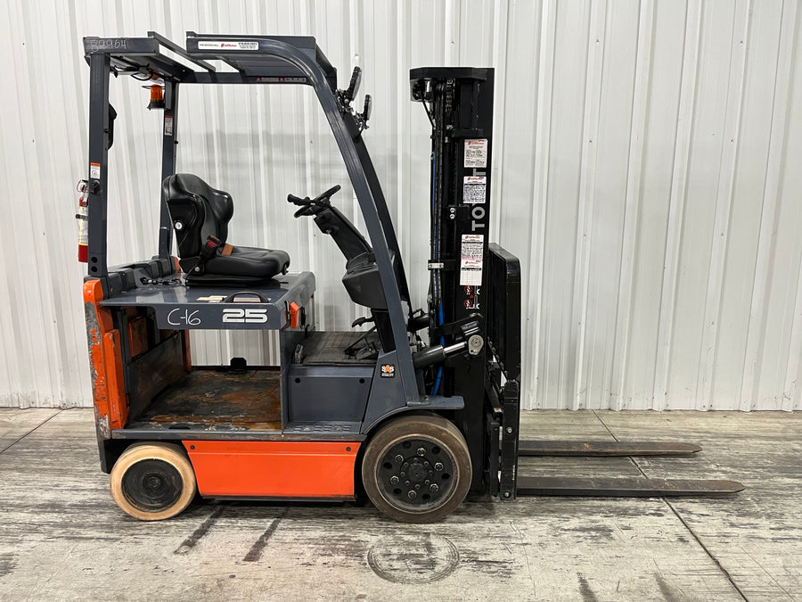 Used forklift for sale in London | 2022 TOYOTA 5000 LB Electric Cushion Forklift | Model: 8FBCU25