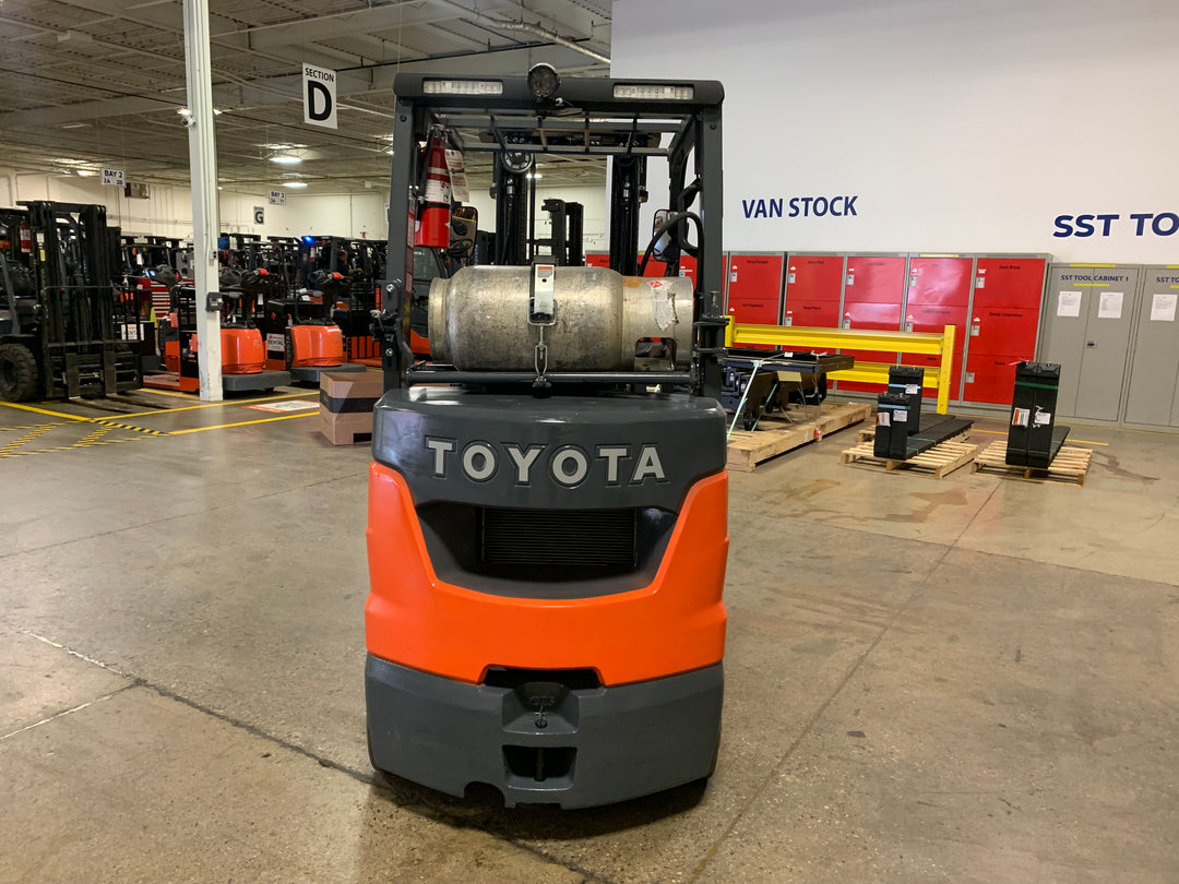 Used forklift for sale in Toronto | 2021 TOYOTA 5000 LB IC Cushion Forklift | Model: 8FGCU25
