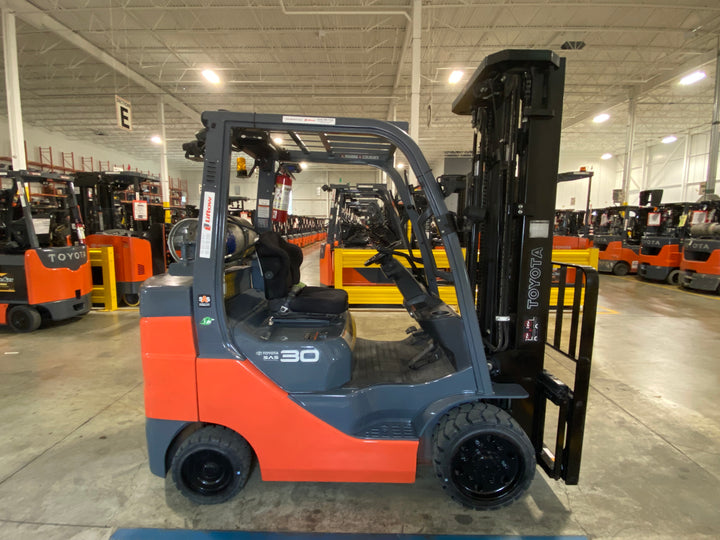 Used forklift for sale in Ajax | 2020 TOYOTA 6000 LB IC Cushion Forklift | Model: 8FGCU30