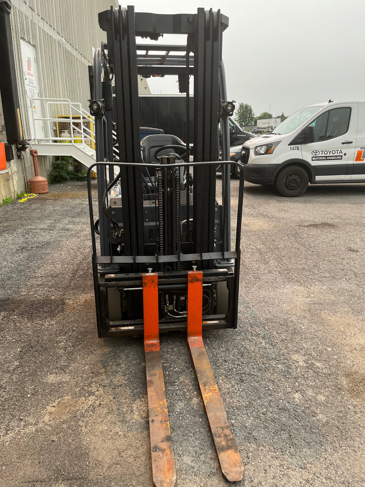 Used forklift for sale in Ottawa | 2021 TOYOTA 4,000 LB 3-Wheel Electric Forklift | Model: 8FBE20U