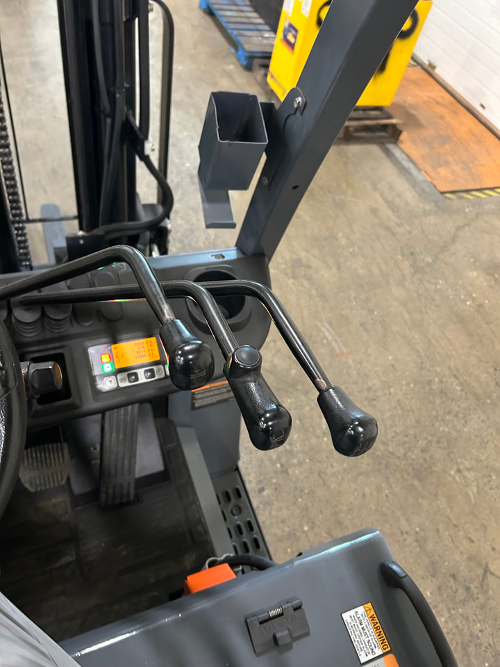 Used forklift for sale in Lachine | 2019 TOYOTA 5,000 LB Electric Cushion Forklift Longbox | Model: 8FBCHU25