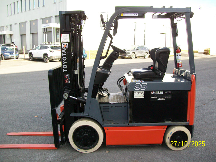 Used forklift for sale in Lachine | 2018 TOYOTA 5,000 LB Electric Cushion Forklift Longbox | Model: 8FBCHU25