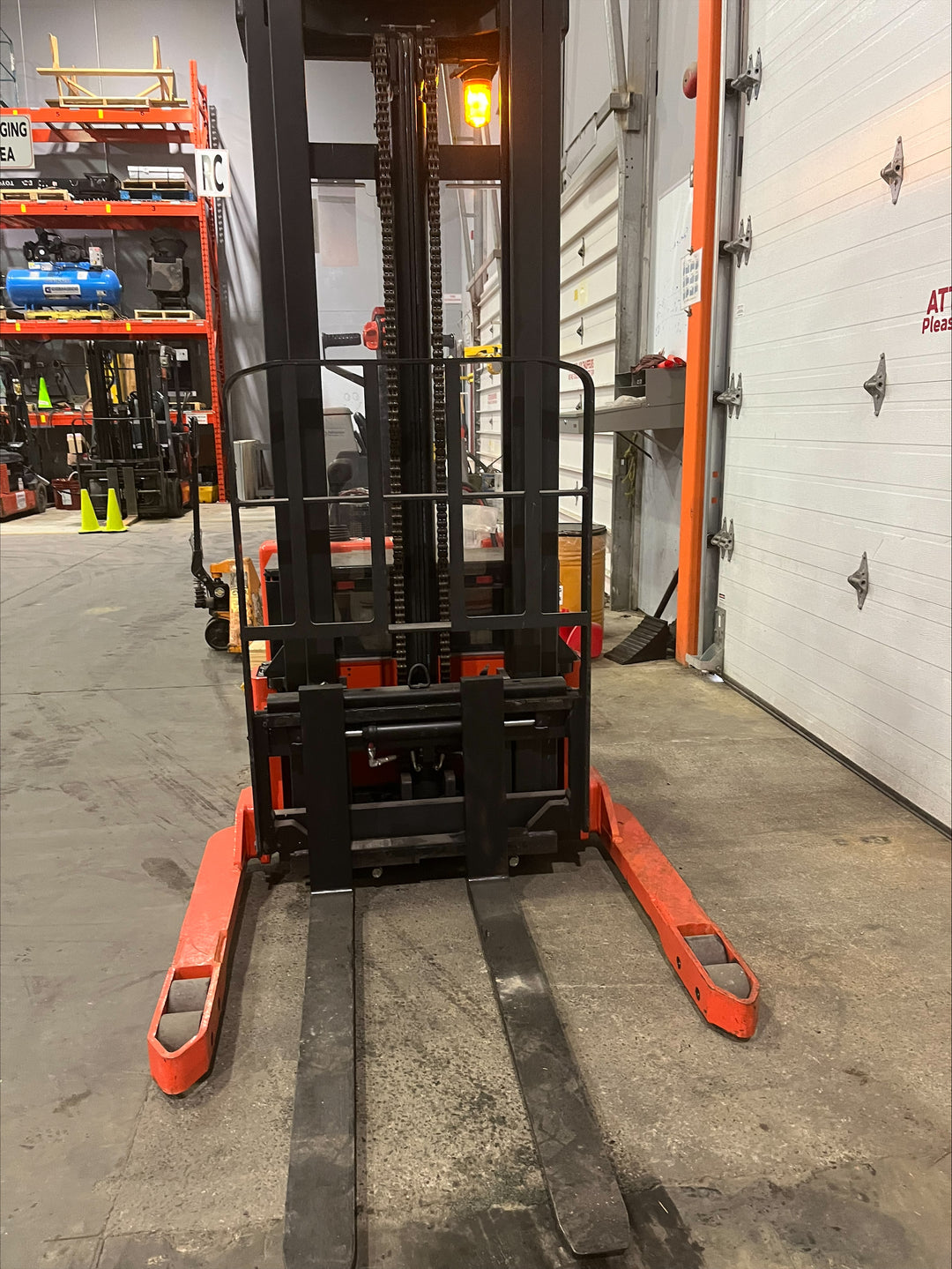 Used forklift for sale in Ottawa | 2018 TOYOTA 4,000 LB Electric Walkie Straddle Stacker | Model: 6BWS202L24