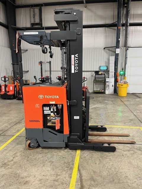 Used forklift for sale in London | 2019 TOYOTA 3,500 LB Electric Reach Truck | Model: 9BR183M241