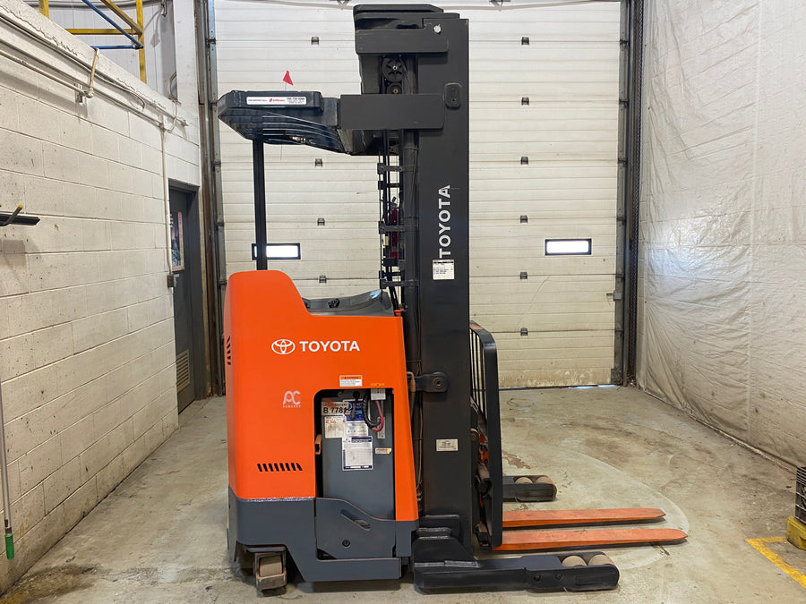 Used forklift for sale in Barrie | 2016 TOYOTA 3,500 LB Electric Reach Truck | Model: 9BR183S241