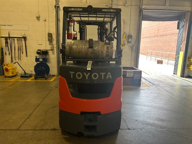 Used forklift for sale in Toronto | 2021 TOYOTA 5000 LB IC Cushion Forklift | Model: 8FGCU25
