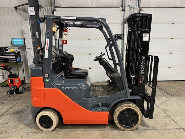 Used forklift for sale in London | 2021 TOYOTA 5,000 LB IC Cushion Forklift | Model: 8FGCU25