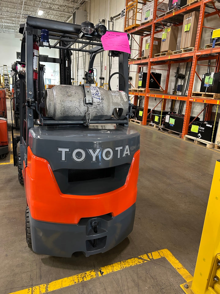 Used forklift for sale in Lachine | 2020 TOYOTA 6000 LB IC Cushion Forklift | Model: 8FGCU30