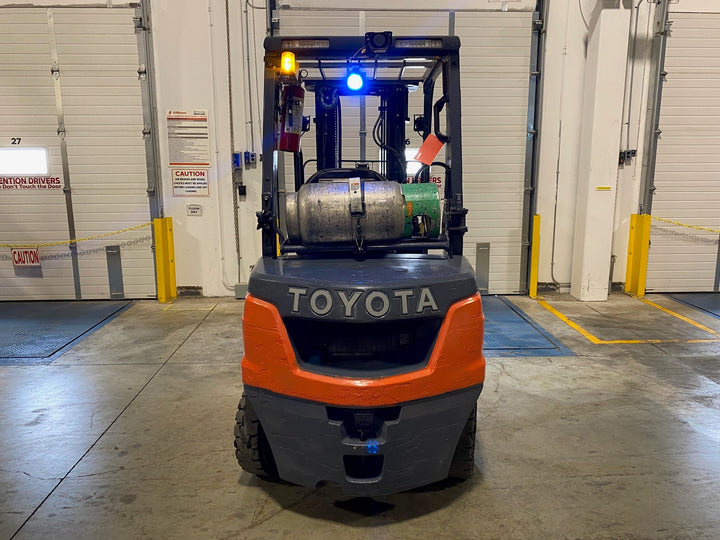 Used forklift for sale in Ajax | 2021 TOYOTA 5000 LB IC Pneumatic Forklift | Model: 8FGU25