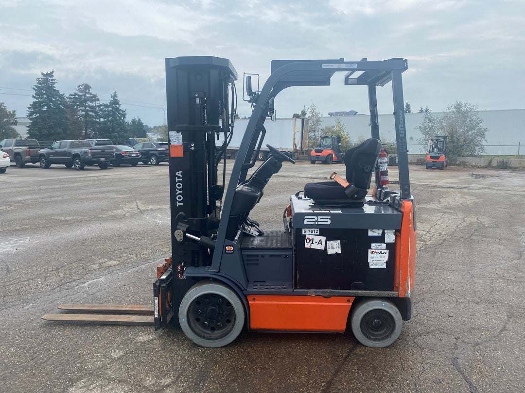 Used forklift for sale in Kitchener | 2017 TOYOTA 5,000 LB Electric Cushion Forklift | Model: 8FBCU25
