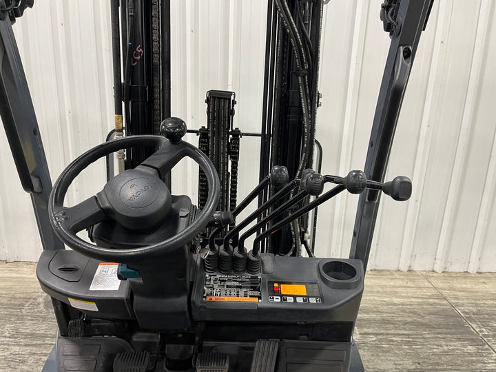 Used forklift for sale in London | 2021 TOYOTA 5,000 LB IC Cushion Forklift | Model: 8FGCU25