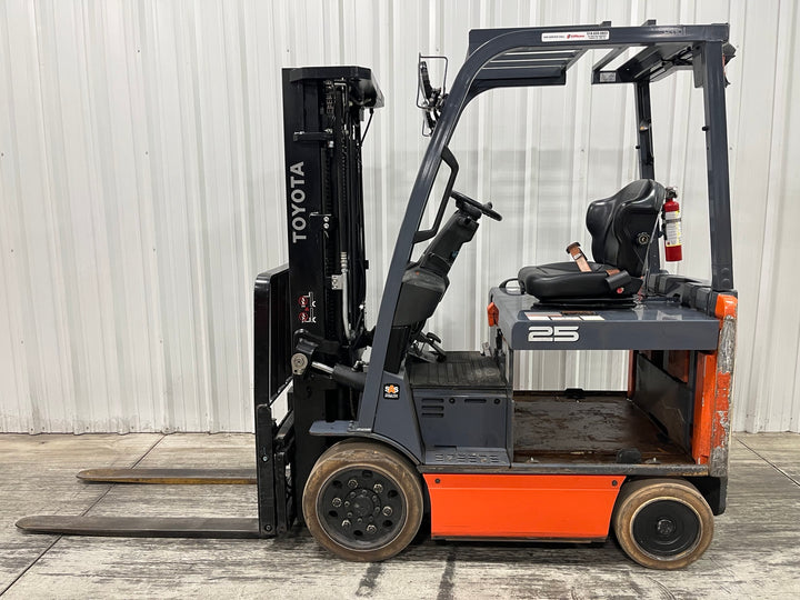 Used forklift for sale in London | 2022 TOYOTA 5000 LB Electric Cushion Forklift | Model: 8FBCU25