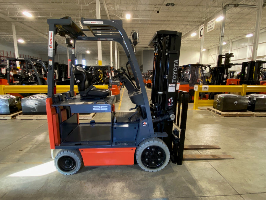 Used forklift for sale in Vaughan | 2022 TOYOTA 5,000 LB Electric Cushion Forklift | Model: 8FBCU25