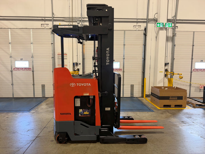 Used forklift for sale in Vaughan | 2018 TOYOTA 3,500 LB Electric Reach Truck | Model: 9BR183M241