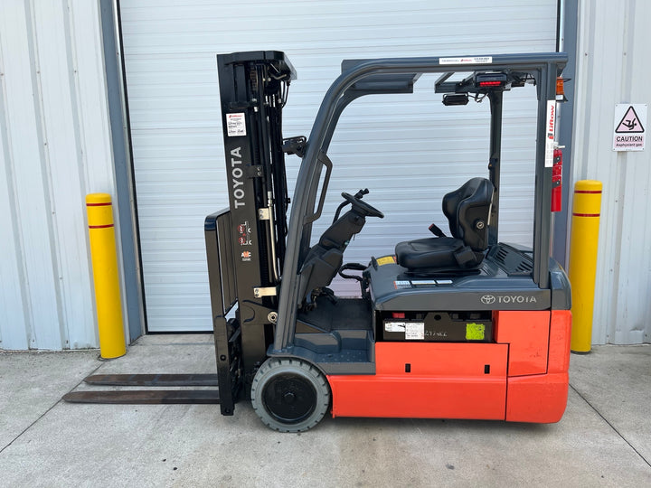 Used forklift for sale in London | 2022 TOYOTA 4,000 LB 3-Wheel Electric Forklift | Model: 8FBE20U