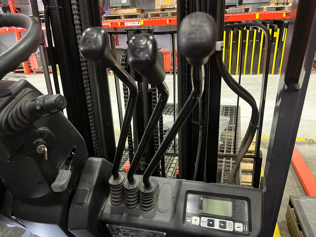 Used forklift for sale in Ottawa | 2021 TOYOTA 4,000 LB 3-Wheel Electric Forklift | Model: 8FBE20U