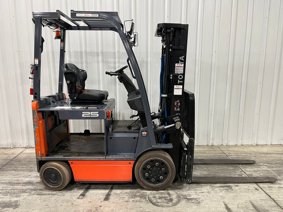 Used forklift for sale in London | 2022 TOYOTA 5000 LB Electric Cushion Forklift | Model: 8FBCU25