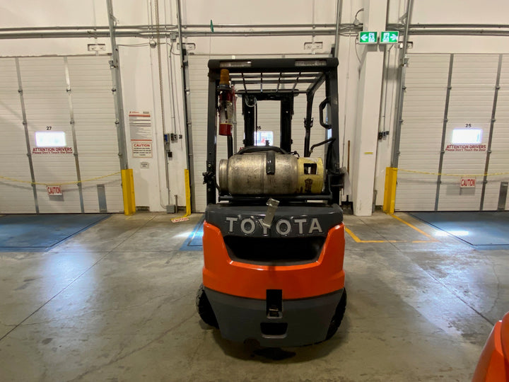 Used forklift for sale in Ajax | 2021 TOYOTA 3500 LB IC Pneumatic Forklift | Model: 8FGU18