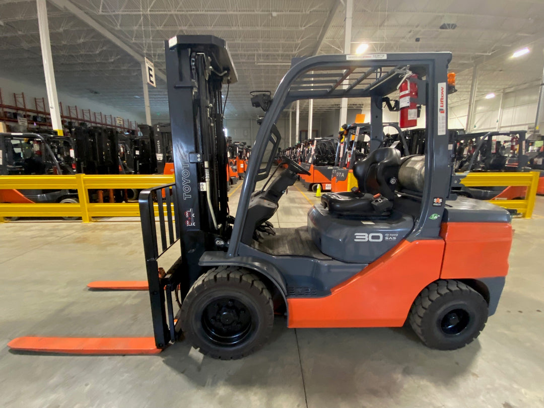 Used forklift for sale in Ajax | 2022 TOYOTA 6,500 LB IC Pneumatic Forklift | Model: 50-8FGU32