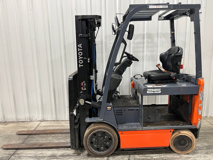 Used forklift for sale in London | 2022 TOYOTA 5000 LB Electric Cushion Forklift | Model: 8FBCU25