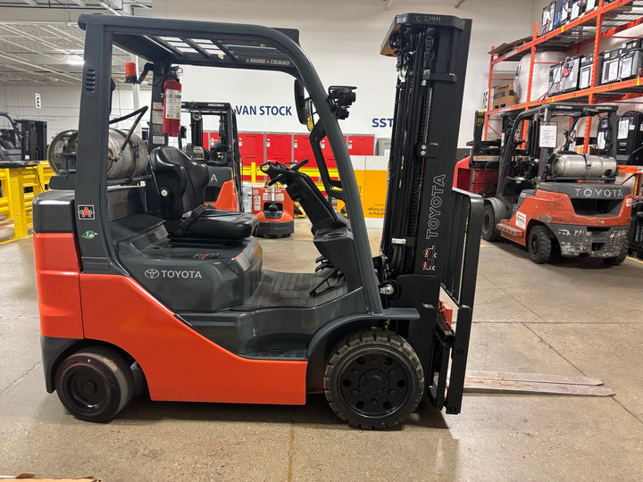 Used forklift for sale in Toronto | 2021 TOYOTA 5,000 LB IC Cushion Forklift | Model: 8FGCU25