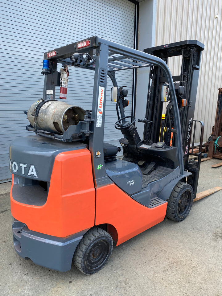 Used forklift for sale in St. John's | 2015 TOYOTA 6000 LB IC Cushion Forklift | Model: 8FGCU30