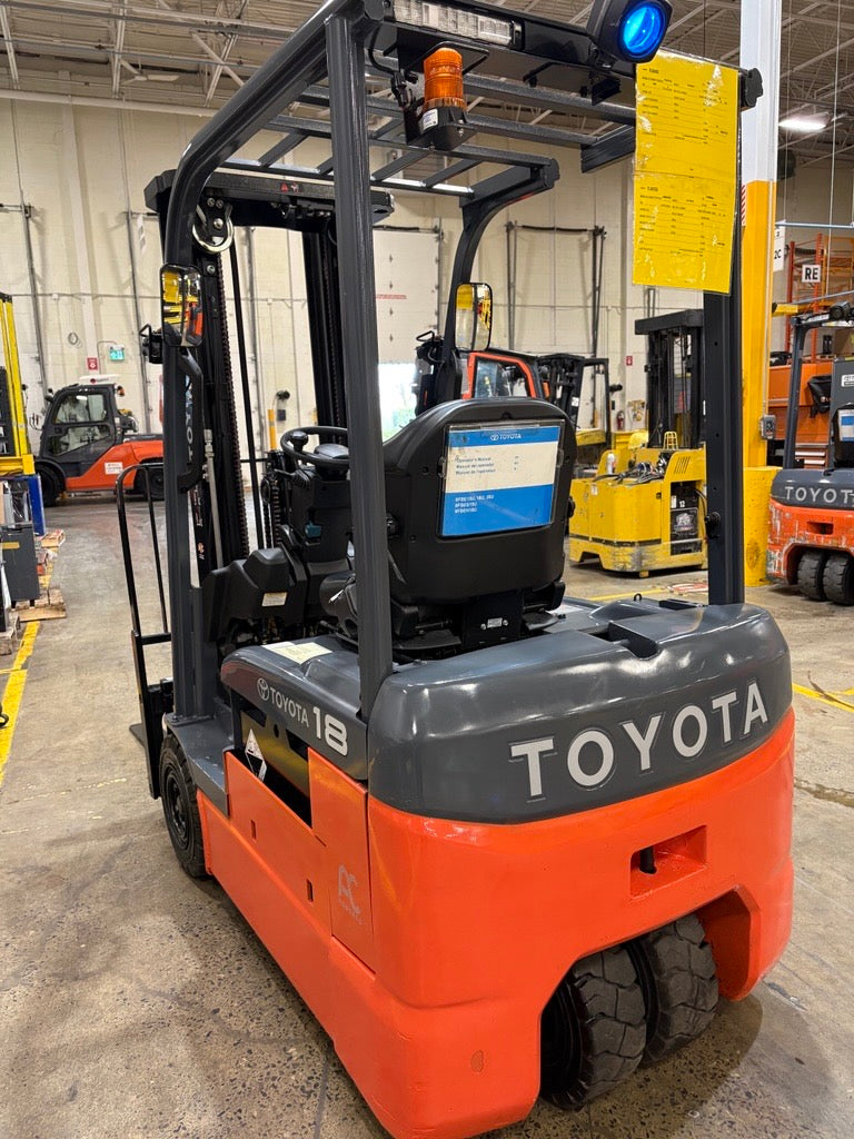 Used forklift for sale in Lachine | 2018 TOYOTA 3,500 LB 3-Wheel Electric Forklift | Model: 8FBE18U