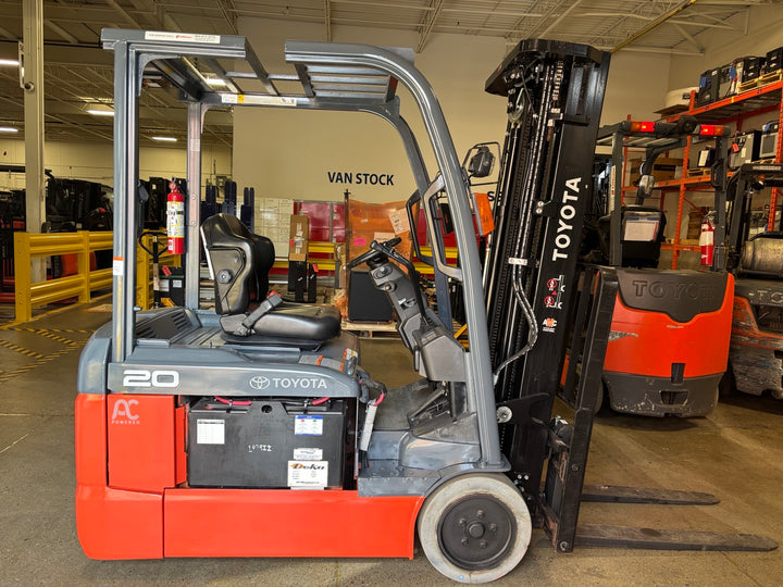 Used forklift for sale in Toronto | 2019 TOYOTA 4,000 LB 3-Wheel Electric Forklift | Model: 8FBE20U