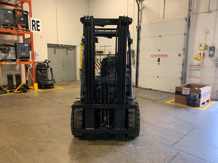 Used forklift for sale in Toronto | 2021 TOYOTA 6000 LB Diesel Pneumatic Forklift | Model: 8FDU30