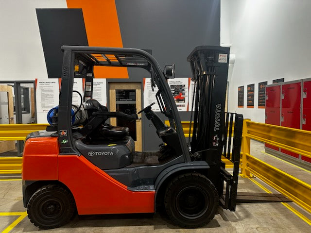 Used forklift for sale in Vermont | 2008 Toyota  | Model: 8FGU25