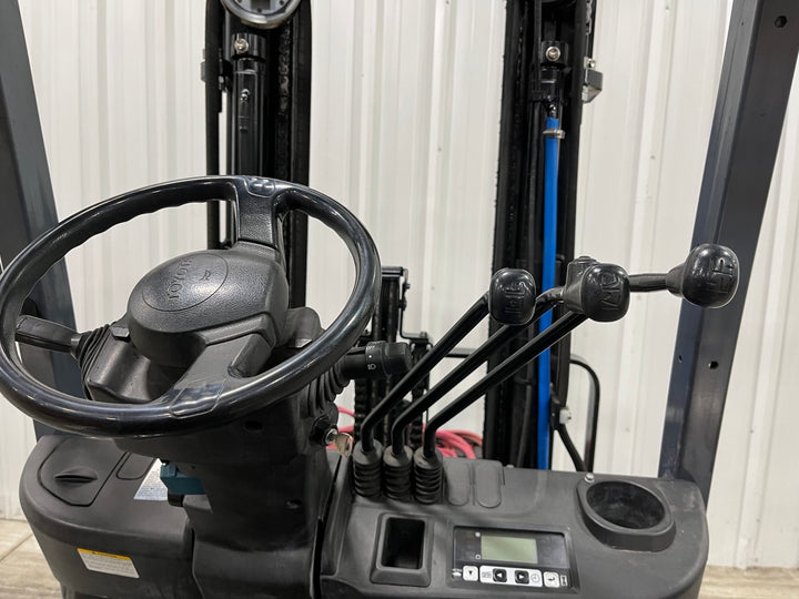 Used forklift for sale in London | 2022 TOYOTA 5000 LB Electric Cushion Forklift | Model: 8FBCU25