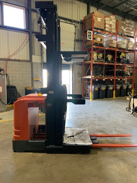 Used forklift for sale in Boucherville | 2017 TOYOTA 3000 LB Electric Order Picker | Model: 6BP152S300