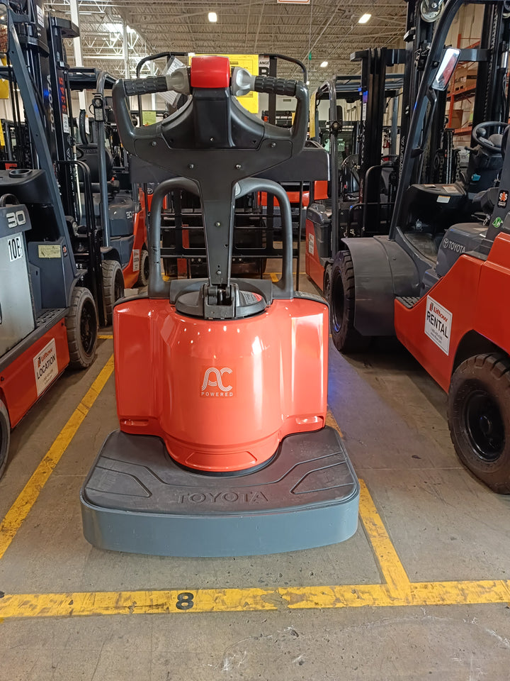 Used forklift for sale in Lachine | 2016 TOYOTA 6000 LB Electric Walkie Rider Pallet Truck | Model: 8HBE30