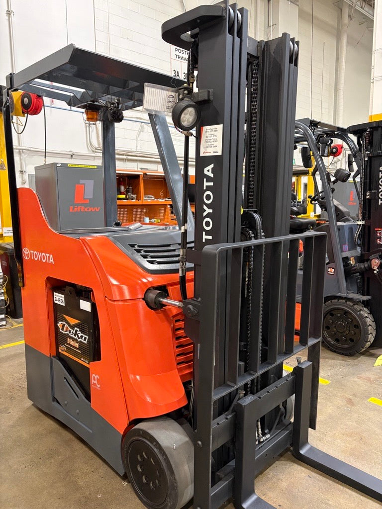 Used forklift for sale in Lachine | 2018 TOYOTA 4,000 LB Electric Standup Counterbalance | Model: 8BNCU20M203