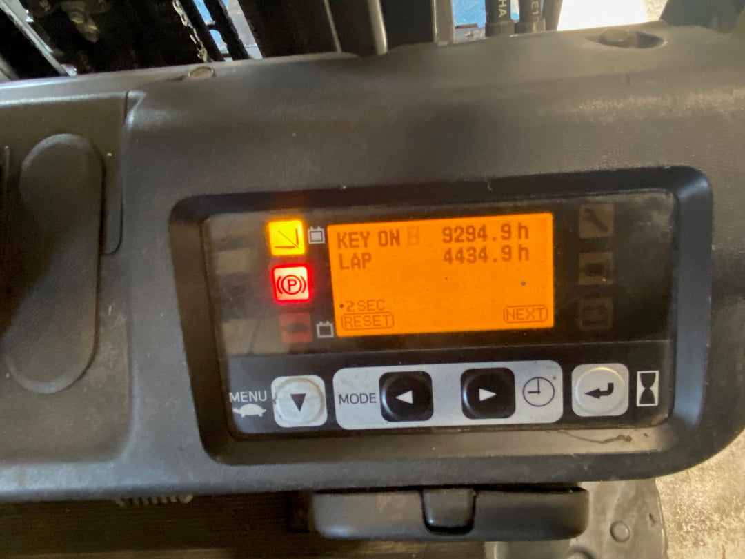Used forklift for sale in Ajax | 2017 TOYOTA 4000 LB 3-Wheel Electric Forklift | Model: 8FBE20U