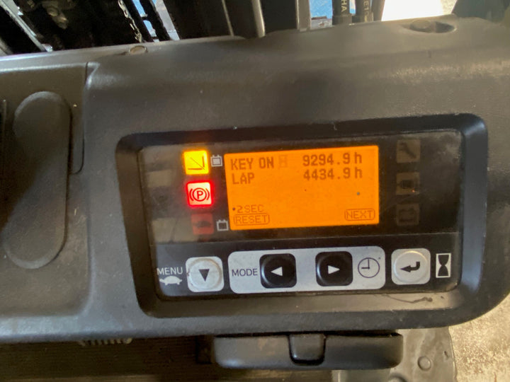 Used forklift for sale in Ajax | 2017 TOYOTA 4000 LB 3-Wheel Electric Forklift | Model: 8FBE20U