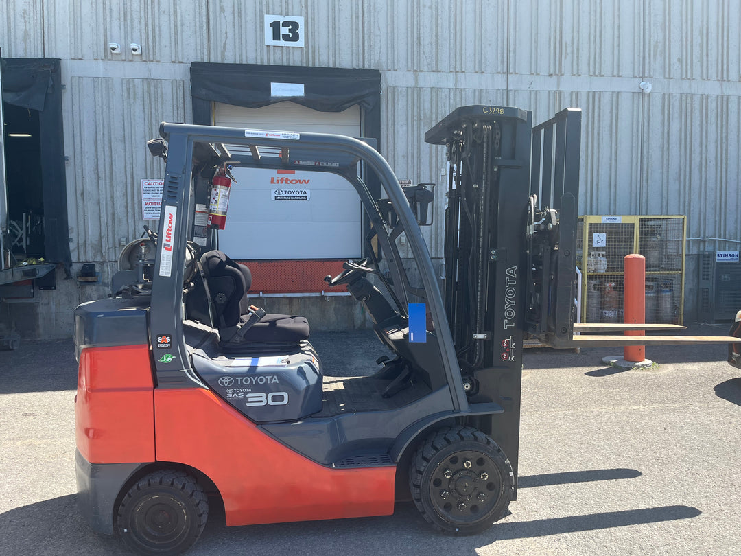 Used forklift for sale in Ottawa | 2021 TOYOTA 6,000 LB IC Cushion Forklift | Model: 8FGCU30