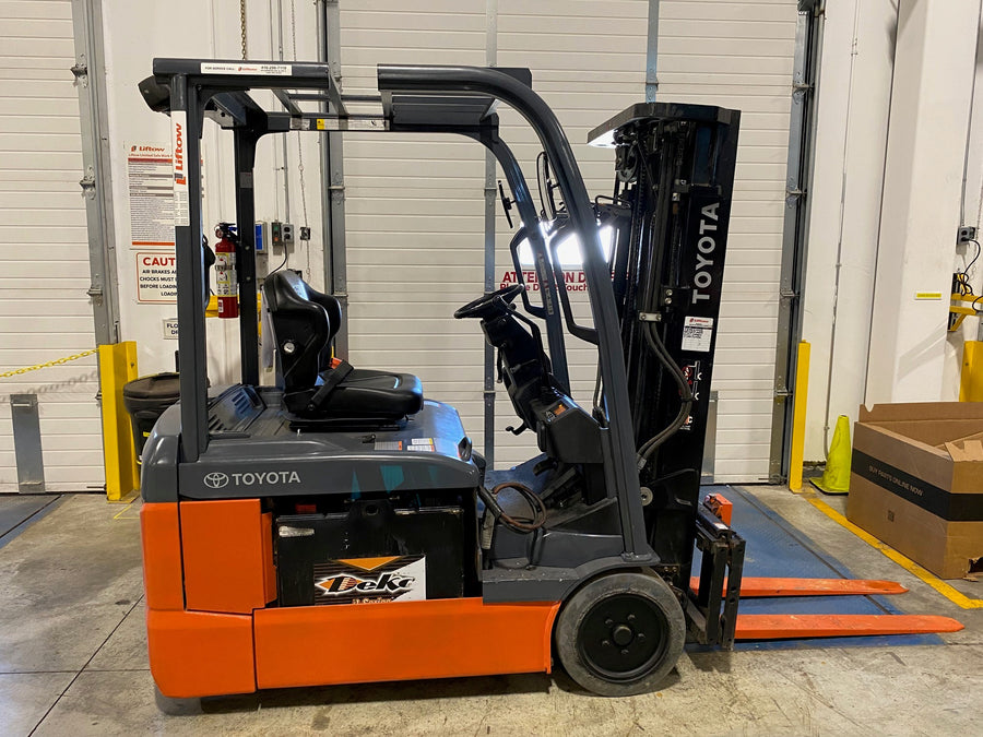 Used forklift for sale in Ajax | 2020 TOYOTA 4000 LB 3-Wheel Electric Forklift | Model: 8FBE20U