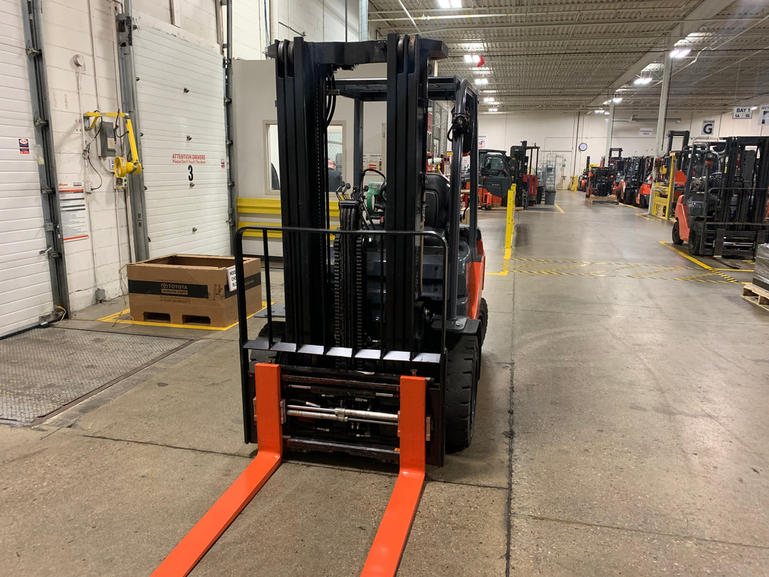 Used forklift for sale in Toronto | 2021 TOYOTA 5,000 LB IC Pneumatic Forklift | Model: 8FGU25