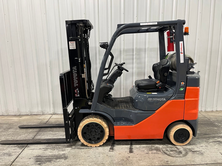 Used forklift for sale in London | 2021 TOYOTA 5,000 LB IC Cushion Forklift | Model: 8FGCU25