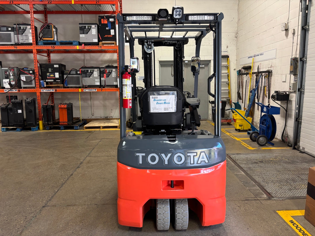 Used forklift for sale in Toronto | 2020 TOYOTA 4000 LB 3-Wheel Electric Forklift | Model: 8FBE20U