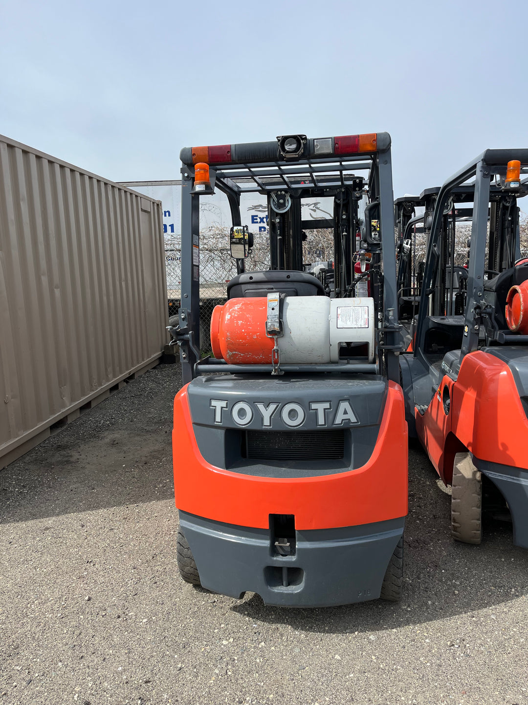 Used forklift for sale in Kamloops | 2017 Toyota  | Model: 8FGU18