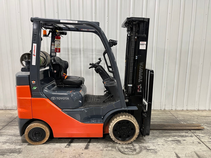 Used forklift for sale in London | 2021 TOYOTA 5,000 LB IC Cushion Forklift | Model: 8FGCU25