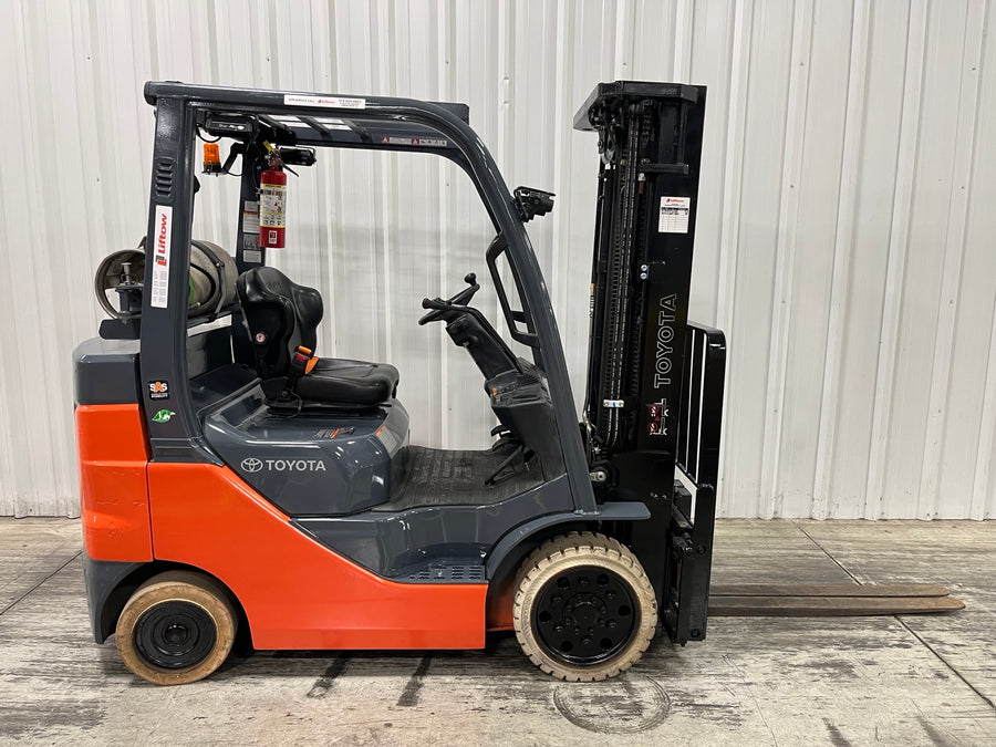 Used forklift for sale in London | 2021 TOYOTA 5,000 LB IC Cushion Forklift | Model: 8FGCU25